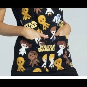 STAR WARS scrub top